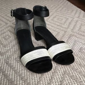 Vince black w/cream and grey sandals heels